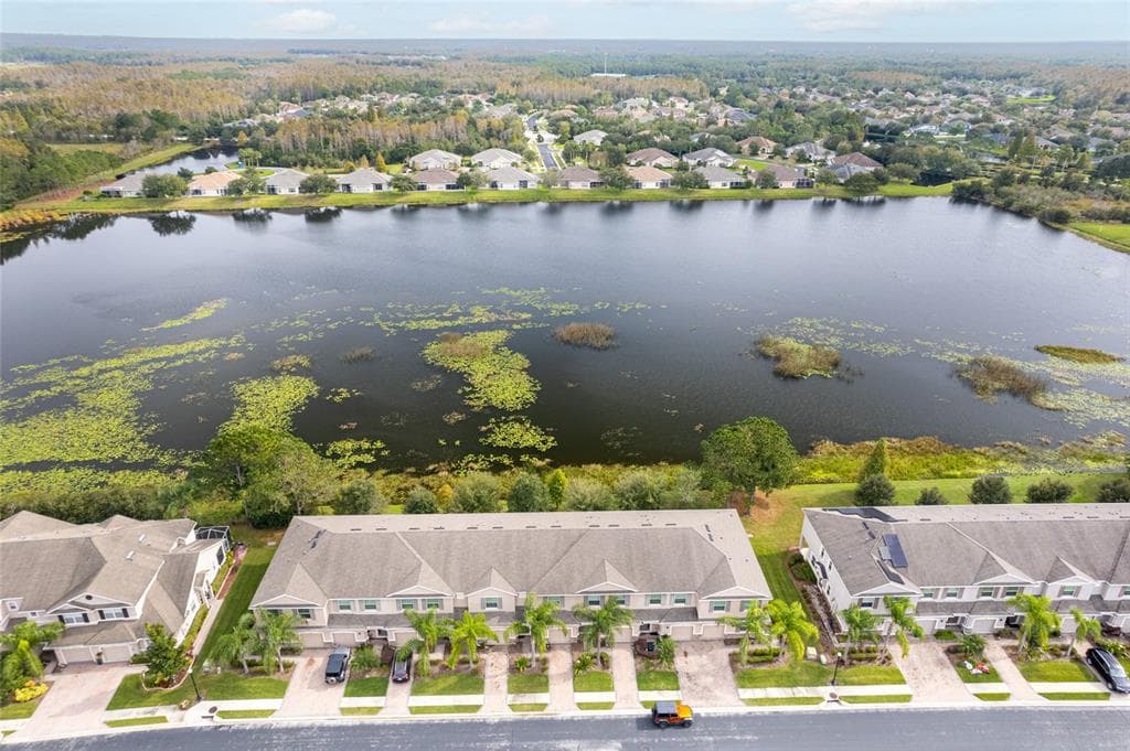 3844 SILVERLAKE WAY WESLEY CHAPEL, FL 33544
