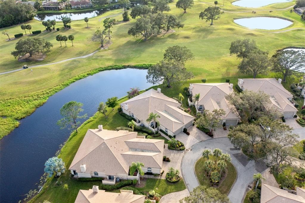 3328 HADFIELD GREENE UNIT 37 SARASOTA, FL 34235