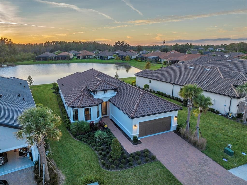11386 JUGLANS DRIVE ODESSA, FL 33556