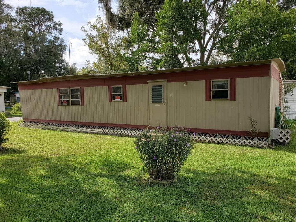 37445 HAMMOND DRIVE ZEPHYRHILLS, FL 33541