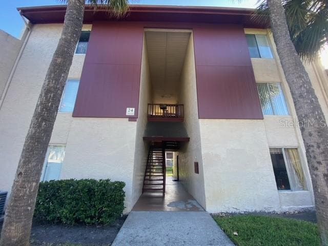 3840 N LAKE DRIVE UNIT 125 TAMPA, FL 33614