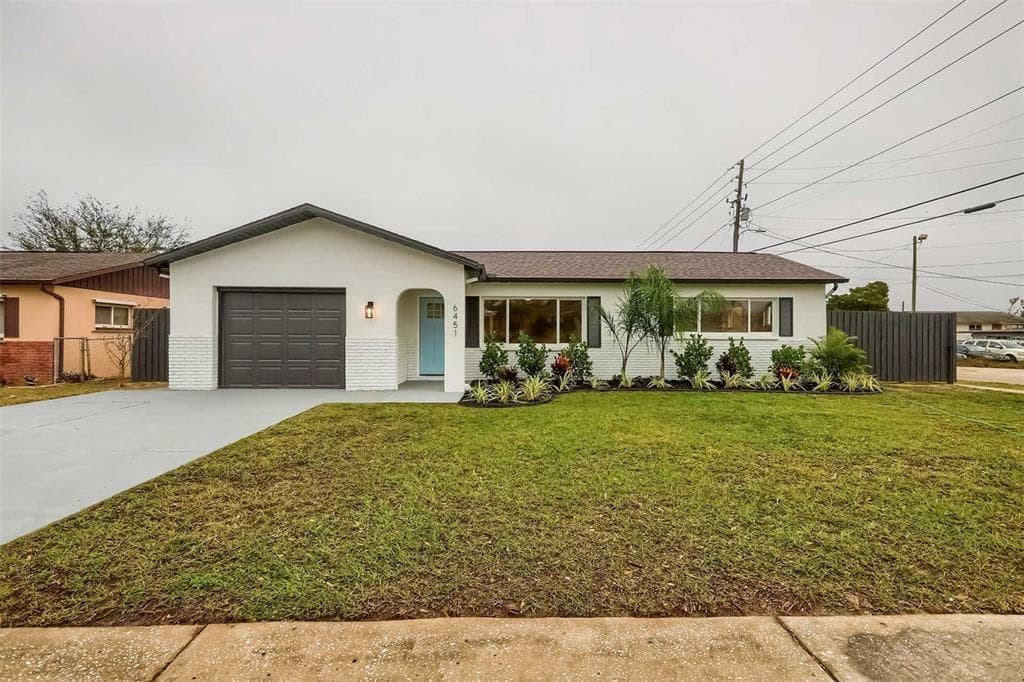 6451 BALDWYN AVENUE NEW PORT RICHEY, FL 34653