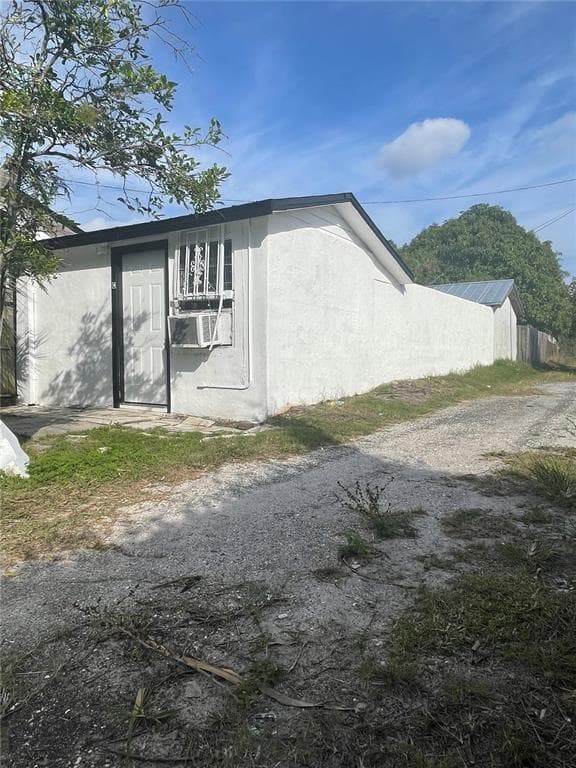 2538 W PINE STREET UNIT C TAMPA, FL 33607