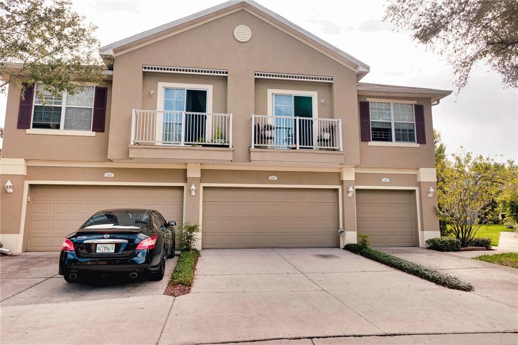 6742 EAGLE FEATHER DRIVE RIVERVIEW, FL 33578