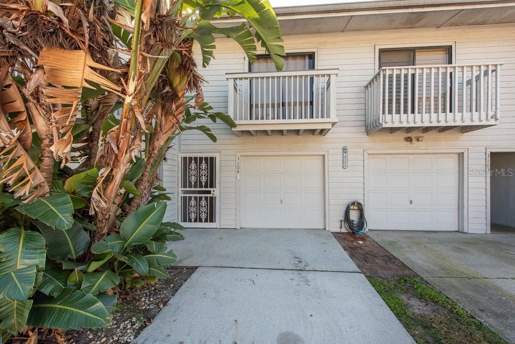 6264 92ND PLACE N UNIT 3104 PINELLAS PARK, FL 33782