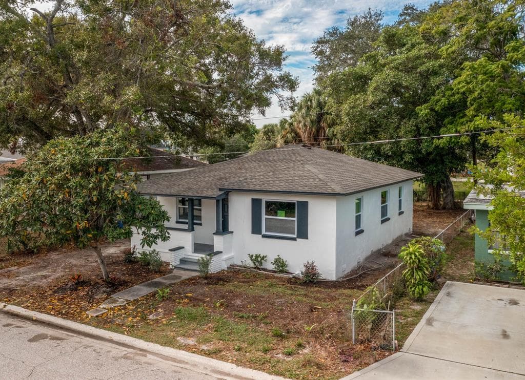 811 21ST STREET S ST PETERSBURG, FL 33712