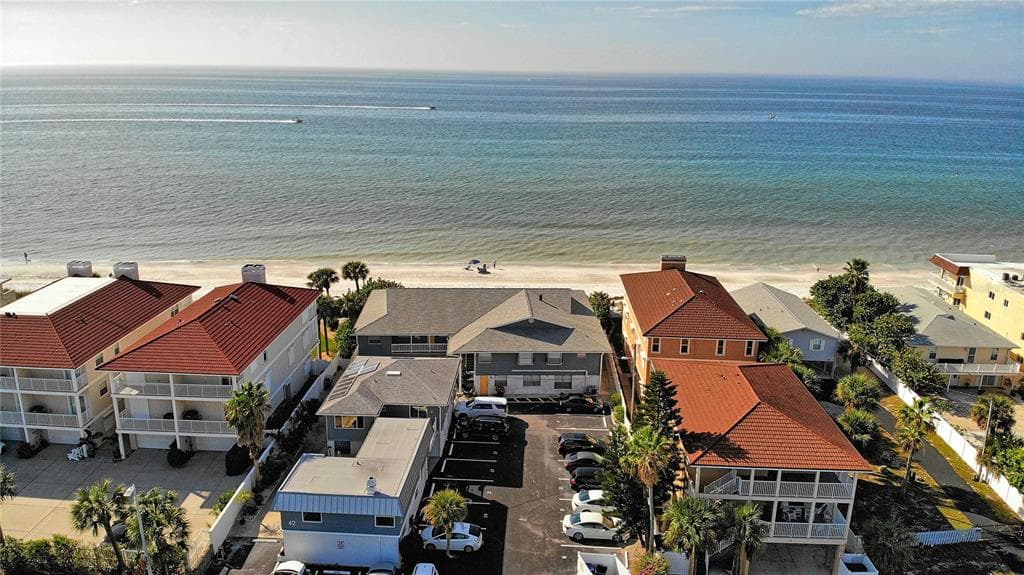 42 GULF BOULEVARD UNIT E INDIAN ROCKS BEACH, FL 33785