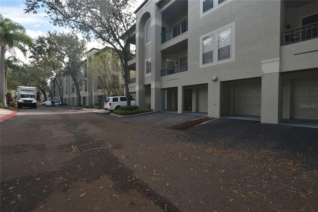 609 ISLAND PLACE WAY UNIT 609 TAMPA, FL 33602