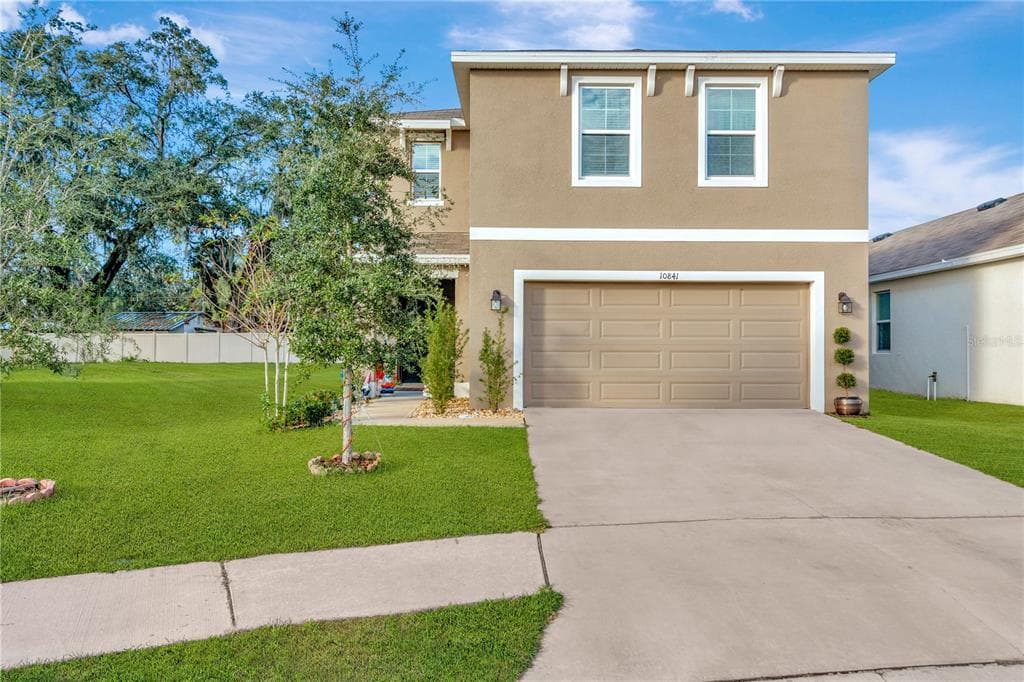 10841 TRAILING VINE DRIVE TAMPA, FL 33610