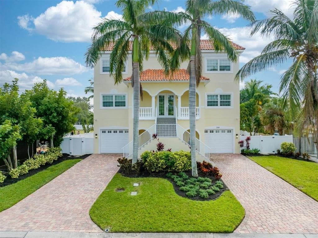 315 40TH AVENUE ST PETE BEACH, FL 33706