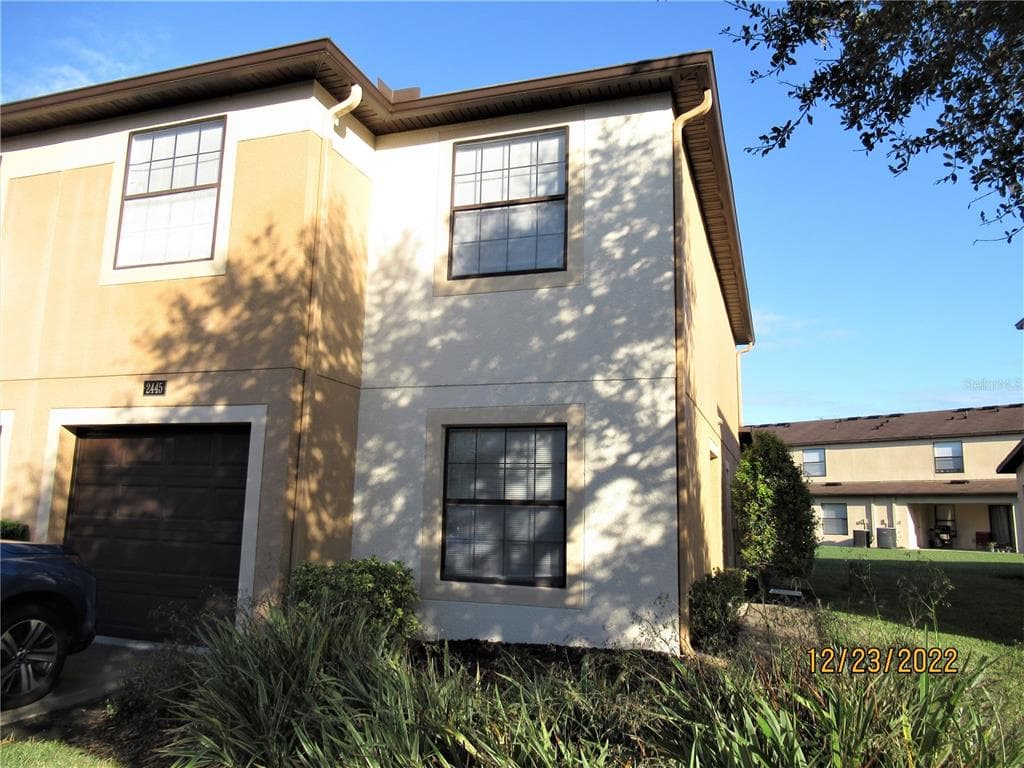 2445 EDGEWATER FALLS DRIVE BRANDON, FL 33511