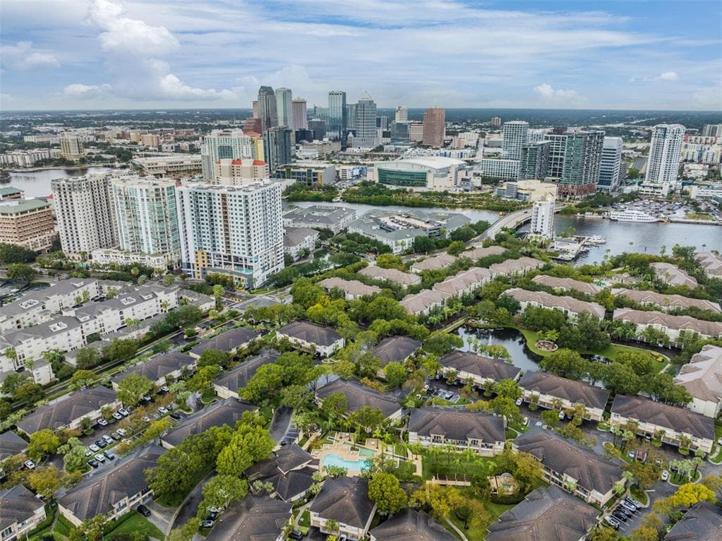846 NORMANDY TRACE ROAD TAMPA, FL 33602