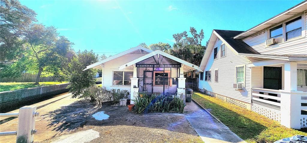 558 10TH AVENUE S ST PETERSBURG, FL 33701