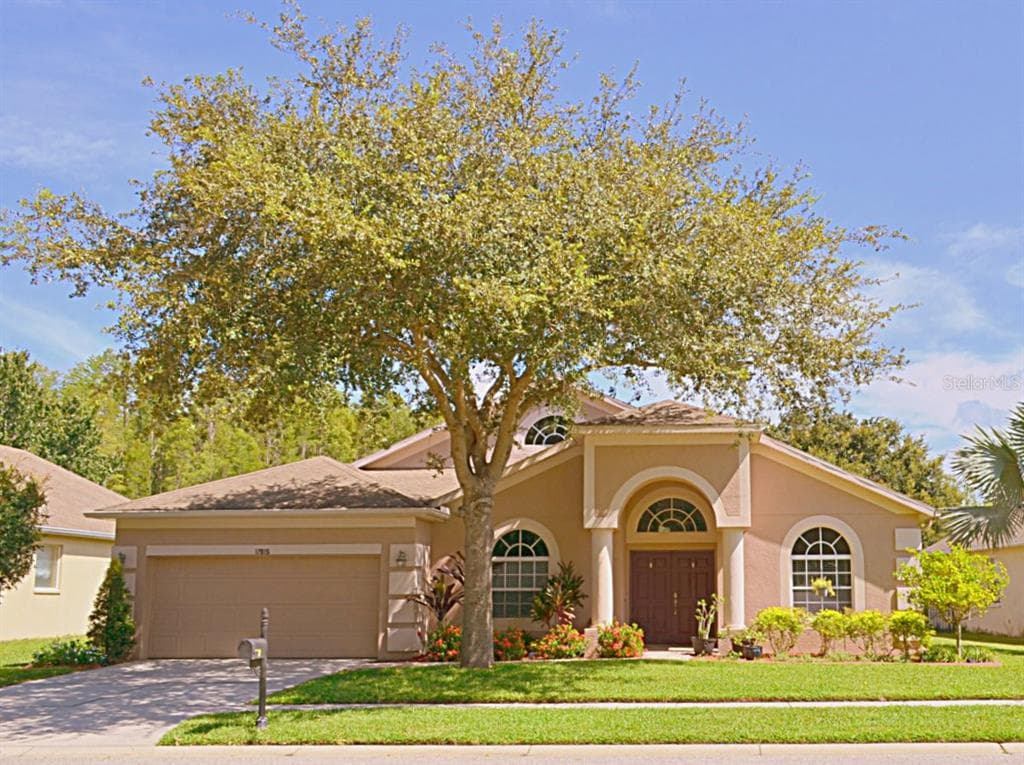17815 GLENAPP DRIVE LAND O LAKES, FL 34638