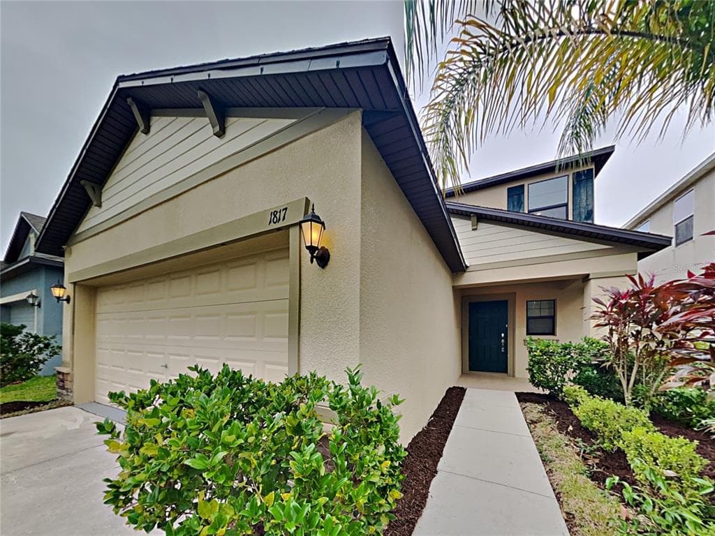 1817 HAWKS VIEW DRIVE RUSKIN, FL 33570