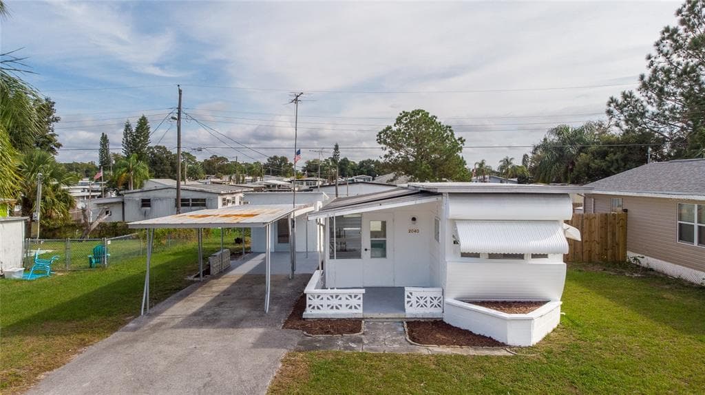 2040 PLEASURE DRIVE HOLIDAY, FL 34691