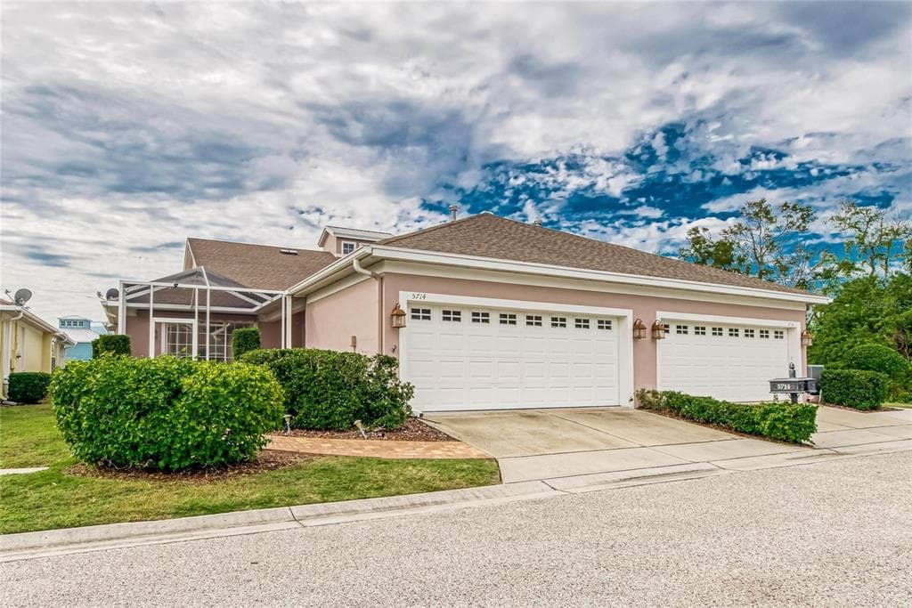 5714 TIDES PLACE APOLLO BEACH, FL 33572