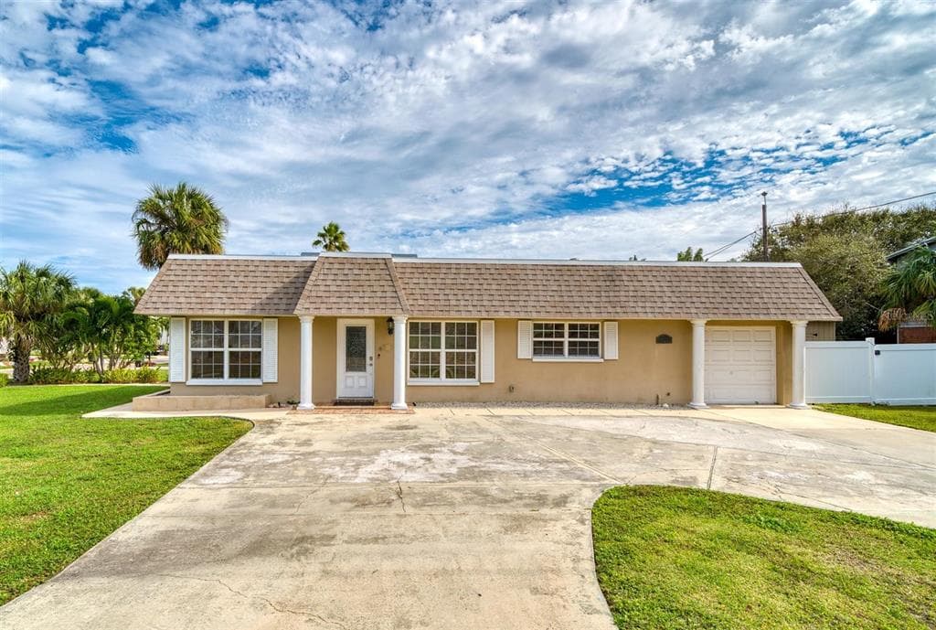 705 GULF BOULEVARD BELLEAIR BEACH, FL 33786