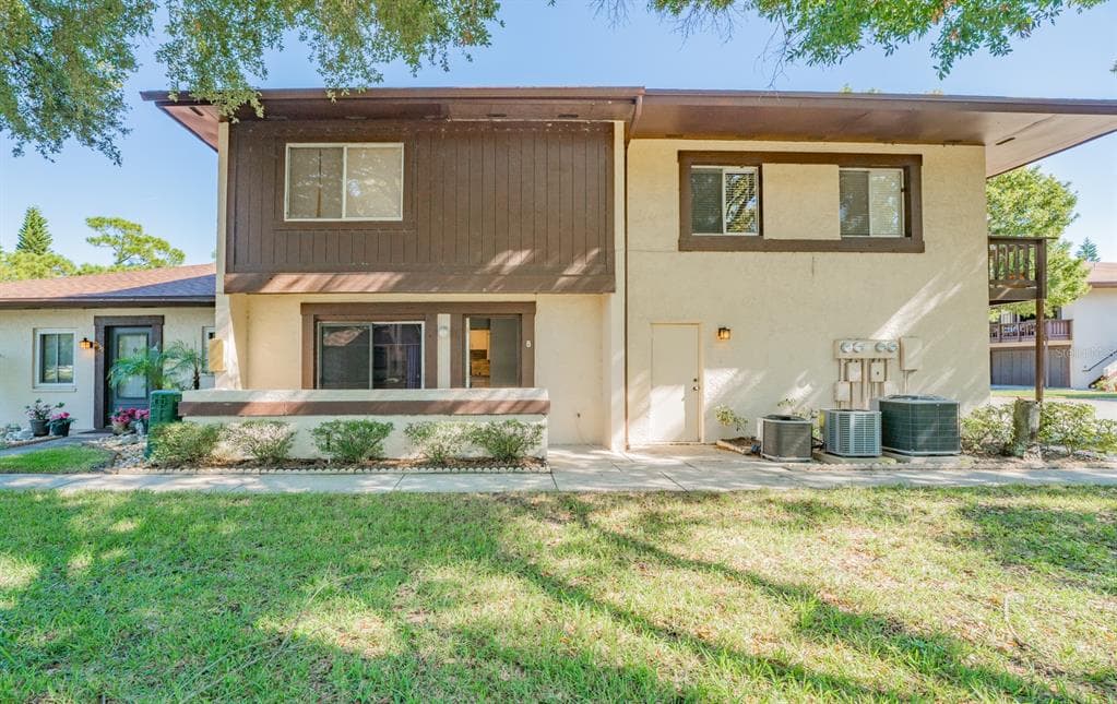 2939 BOUGH AVENUE UNIT B CLEARWATER, FL 33760