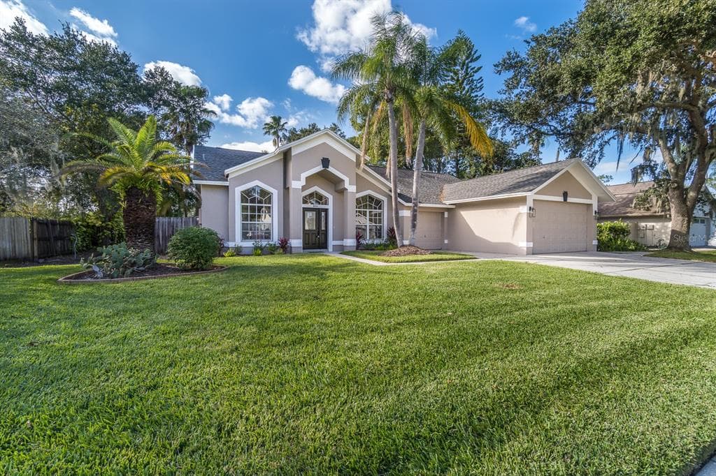 8441 RIDGEBROOK CIRCLE ODESSA, FL 33556