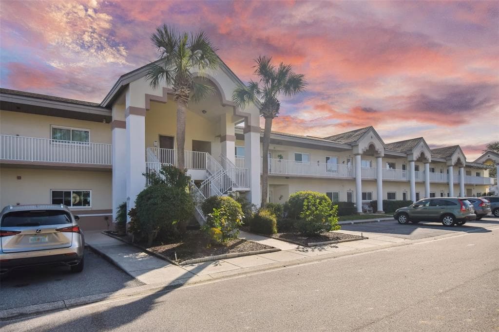 2297 MONACO LANE UNIT 35 CLEARWATER, FL 33763