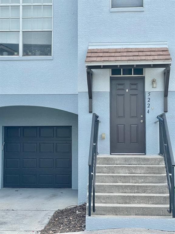 5224 OLMSTEAD BAY PLACE TAMPA, FL 33611