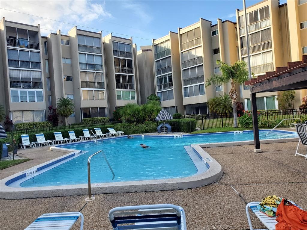 1243 S MARTIN LUTHER KING JR AVENUE UNIT C203 CLEARWATER, FL 33756
