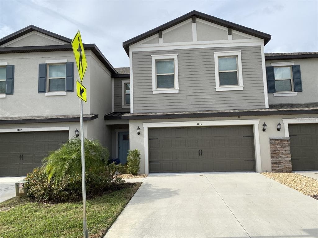 1413 WHITE FOX RUN LUTZ, FL 33549