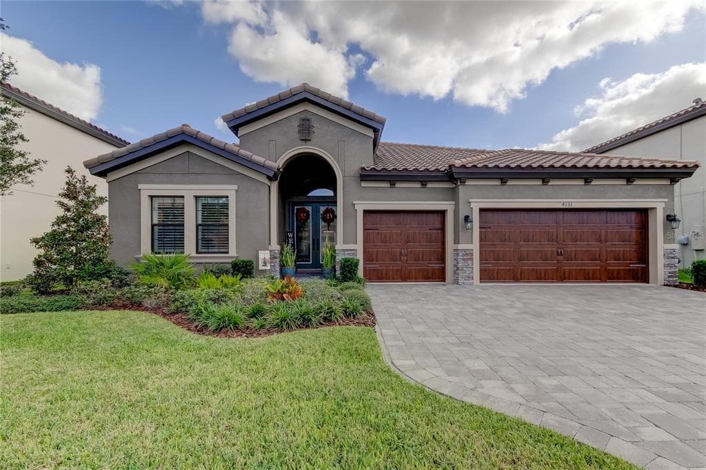 4131 WOODS RIDER LOOP ODESSA, FL 33556