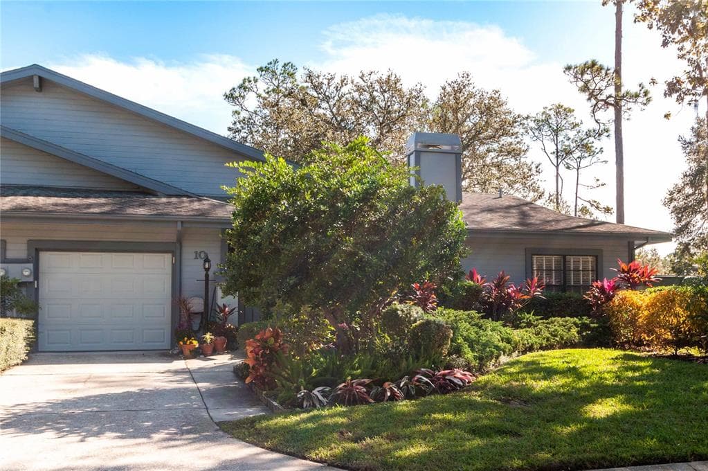 10 MORNING DOVE PLACE OLDSMAR, FL 34677