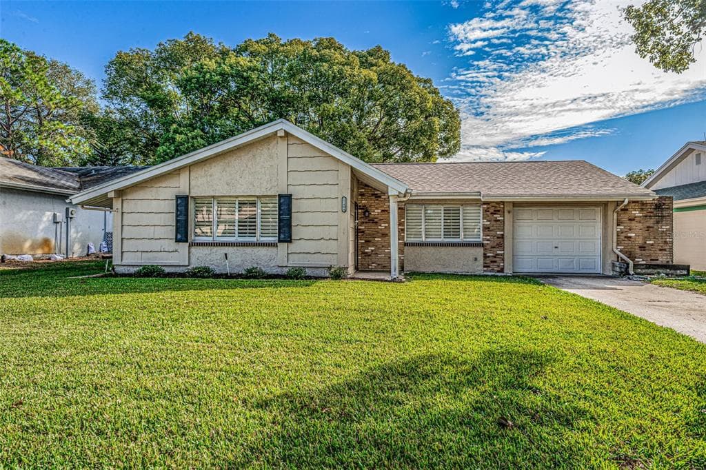 12404 PADDOCK LANE HUDSON, FL 34667