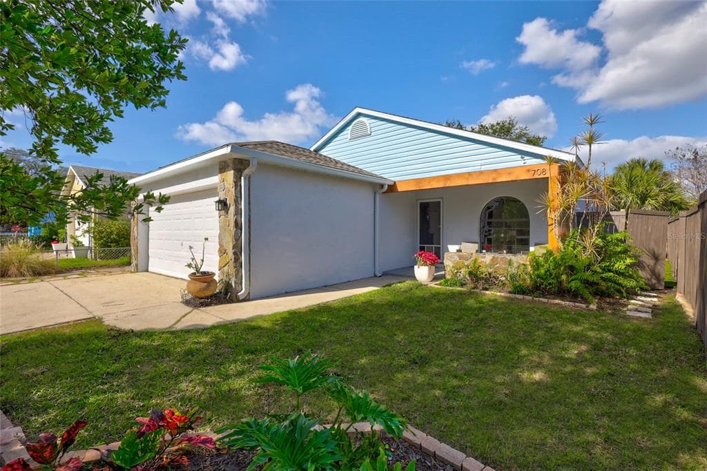 708 NICHOLSON STREET CLEARWATER, FL 33755