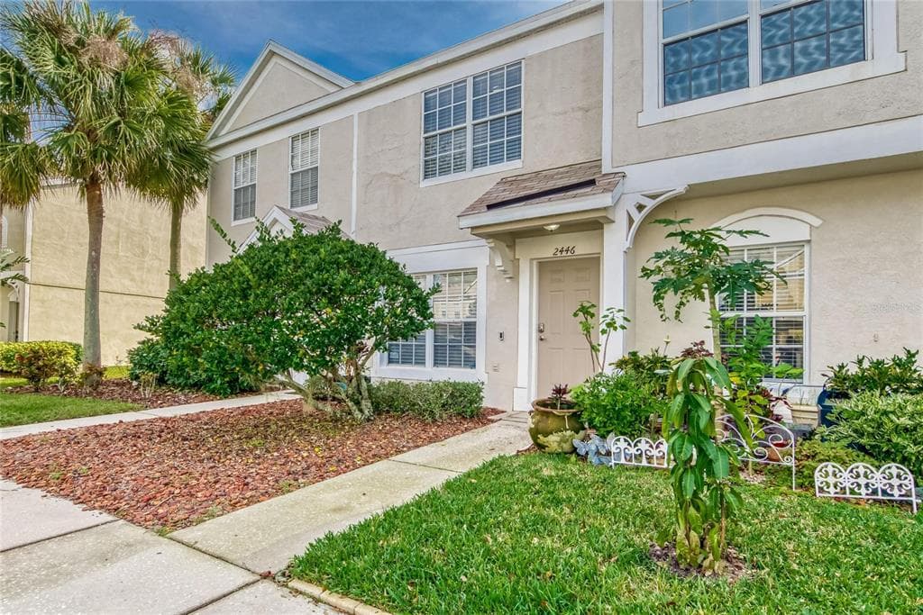 2446 LAKE WOODBERRY CIRCLE BRANDON, FL 33510