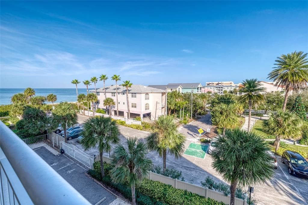 1108 GULF BOULEVARD UNIT 305 INDIAN ROCKS BEACH, FL 33785