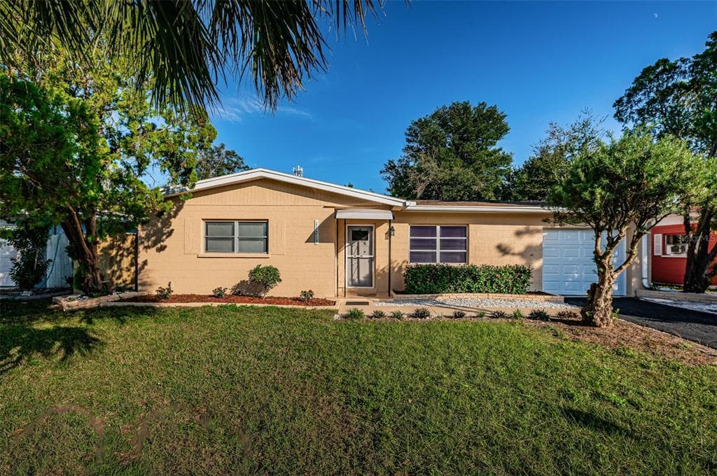 11213 108TH LANE SEMINOLE, FL 33778