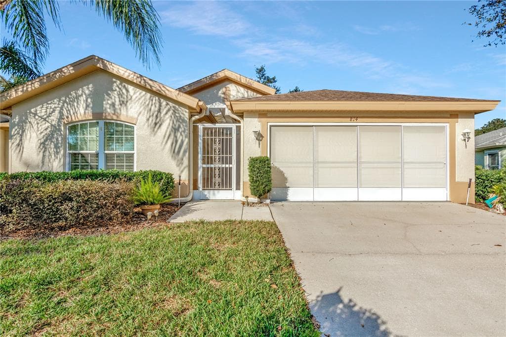 814 STAFFORDSHIRE LANE UNIT 10 SUN CITY CENTER, FL 33573