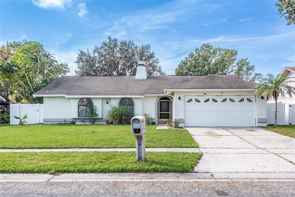 12911 ASTORWOOD PLACE RIVERVIEW, FL 33579