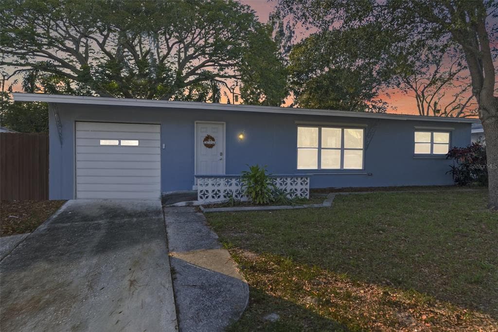 1328 S BETTY LANE CLEARWATER, FL 33756