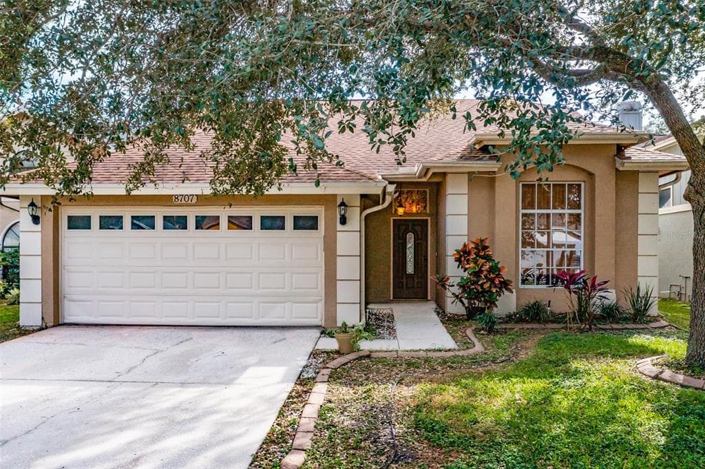8707 CORAL DAWN COURT TEMPLE TERRACE, FL 33637