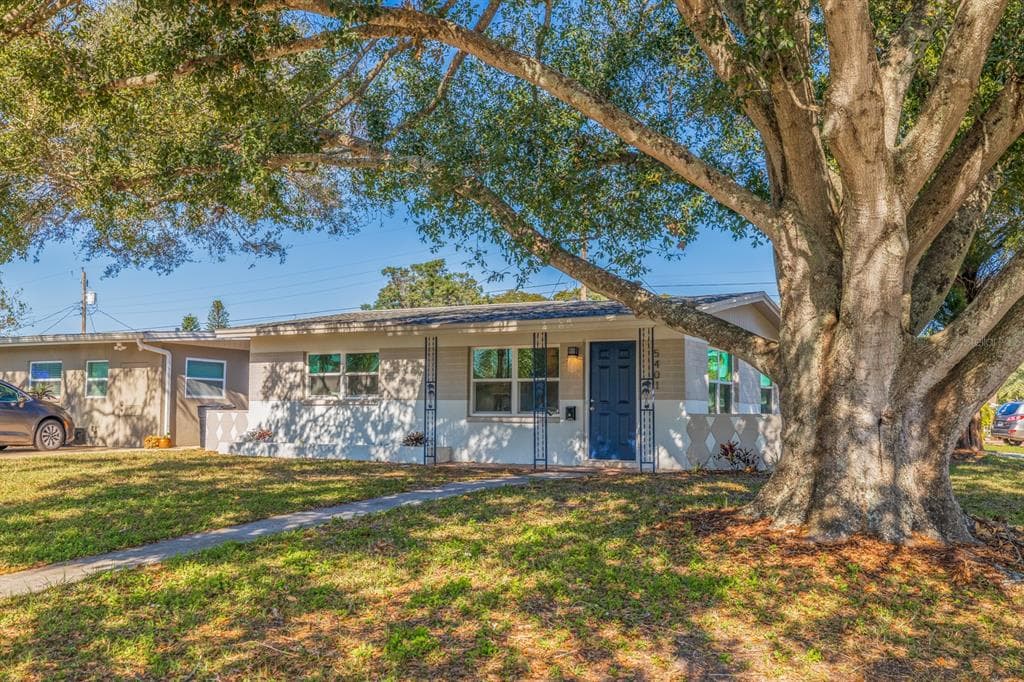 5401 17TH AVENUE N ST PETERSBURG, FL 33710