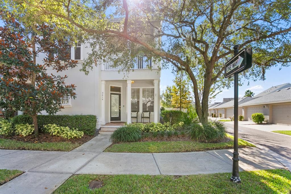 9614 ROYCE DRIVE TAMPA, FL 33626
