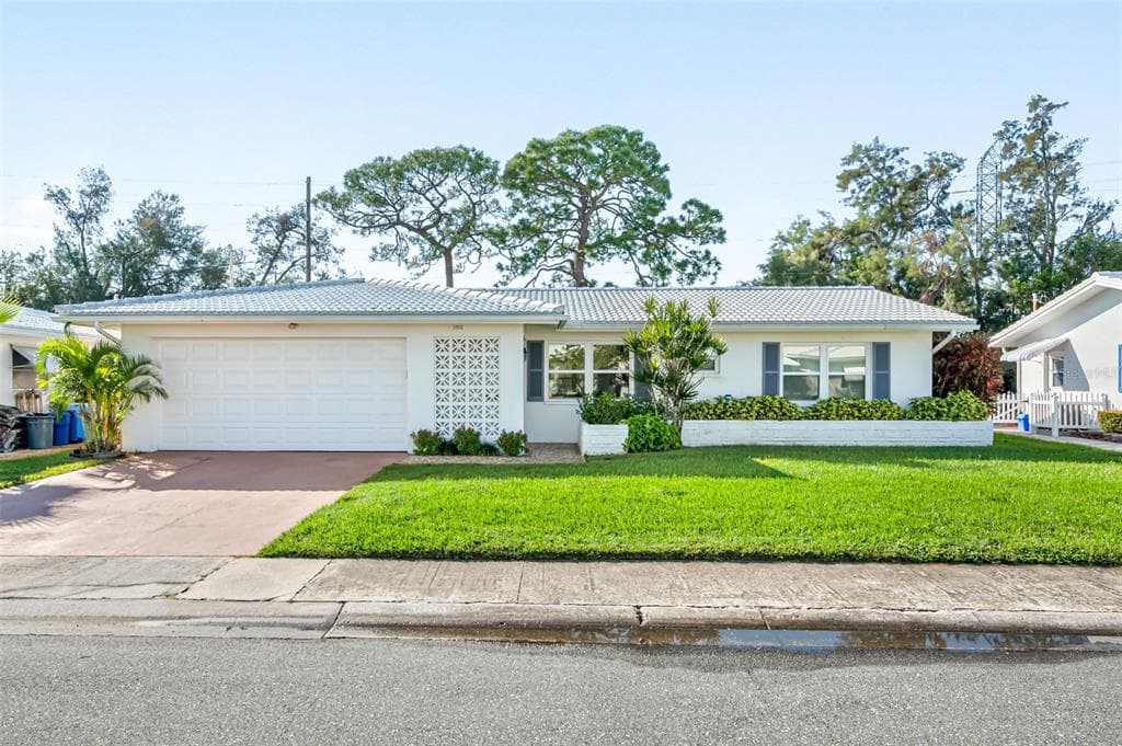 3902 97TH AVENUE N PINELLAS PARK, FL 33782