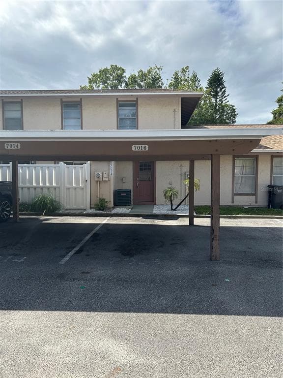7014 ALTURAS COURT TAMPA, FL 33634