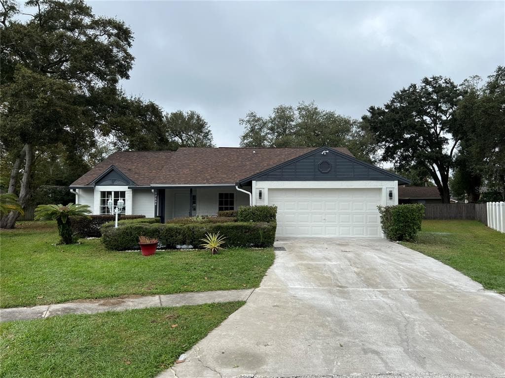 17604 WHISTLING LANE LUTZ, FL 33549