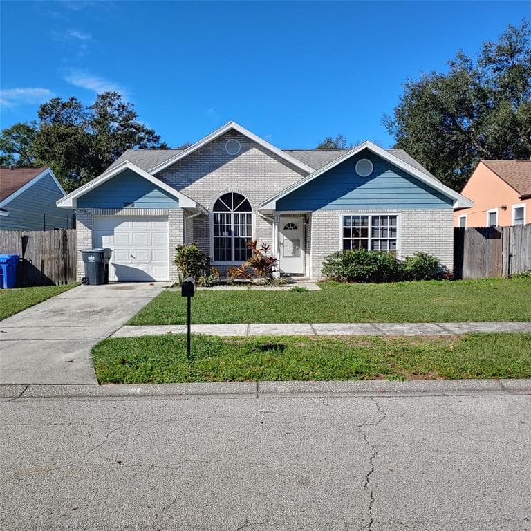 8338 RIVERBOAT DRIVE TAMPA, FL 33637