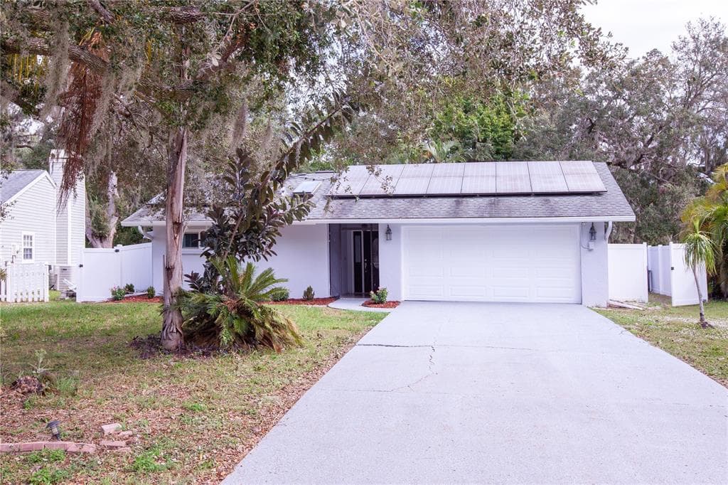 4185 BERKSHIRE DRIVE SARASOTA, FL 34241