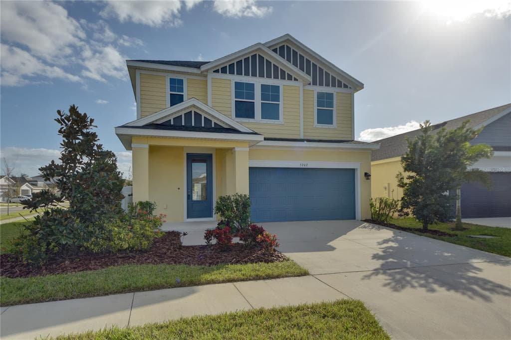 5702 SILVER SUN DRIVE APOLLO BEACH, FL 33572