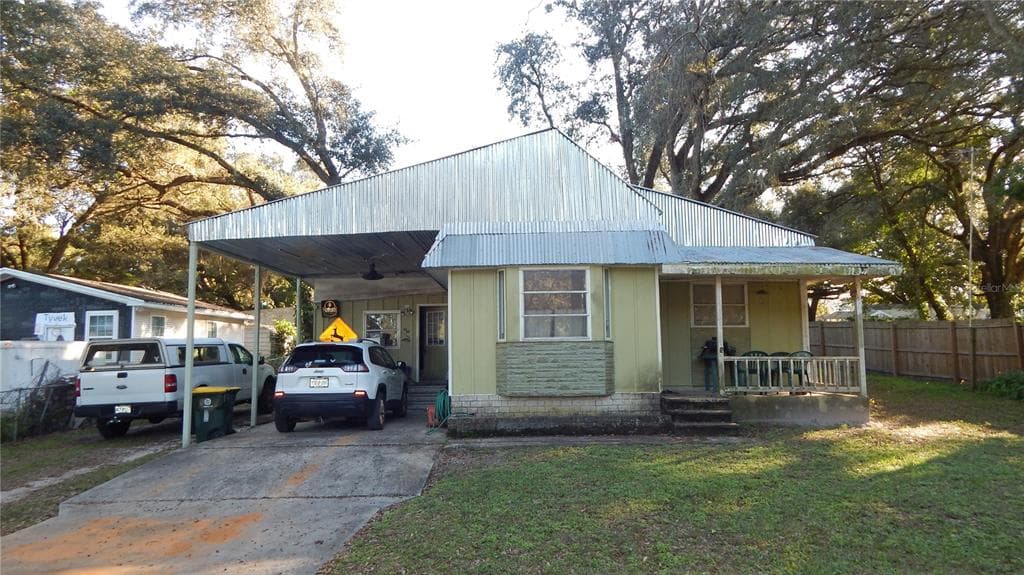 38040 RUTH AVENUE ZEPHYRHILLS, FL 33540