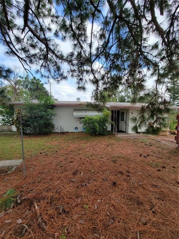 6261 101ST WAY SEMINOLE, FL 33772