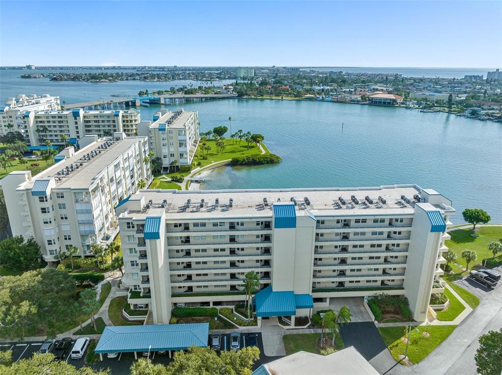 7912 SAILBOAT KEY BOULEVARD S UNIT 308 SOUTH PASADENA, FL 33707